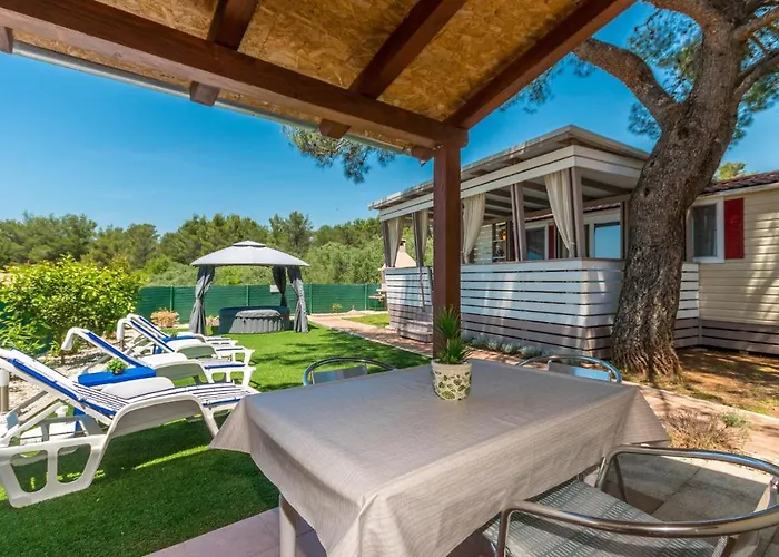 Nice Home In Sveti Filip I Jakov