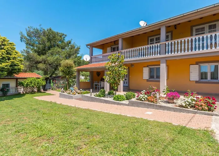 Nice Home In Sveti Filip I Jakov * Sveti Filip i Jakov