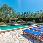 Nice Home In Sveti Filip I Jakov * Sveti Filip i Jakov