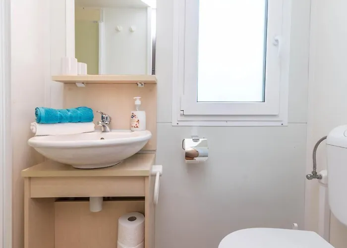 Nice Home In Sveti Filip I Jakov