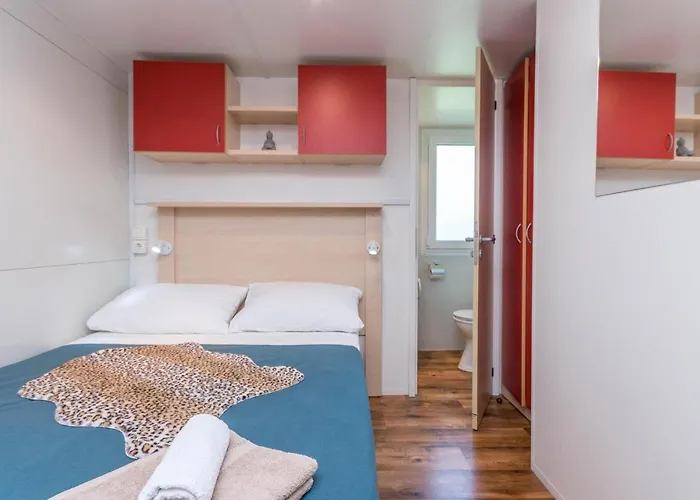 Nice Home In Sveti Filip I Jakov * Sveti Filip i Jakov